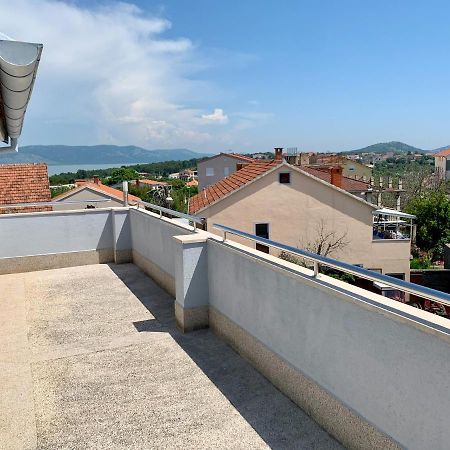 Apartments Janko Pakoštane Esterno foto